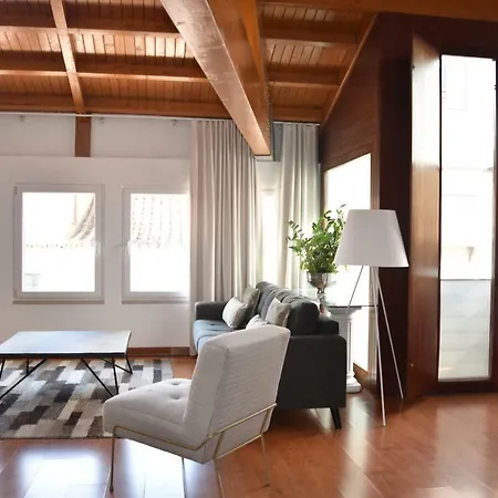 Architect-designed Loft In A Historic Hilltop Neighborhood * リスボン