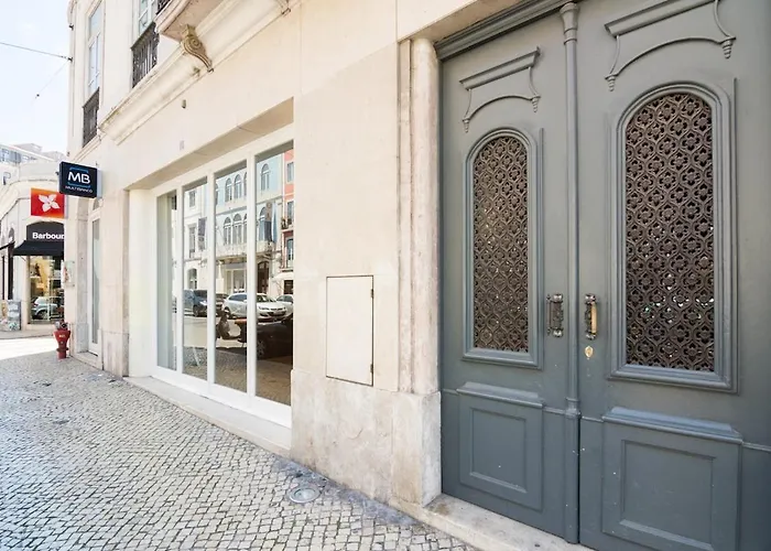 Architect-designed Loft In A Historic Hilltop Neighborhood Lisboa