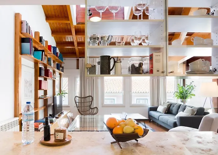 Lejlighed Architect-designed Loft In A Historic Hilltop Neighborhood Lisboa