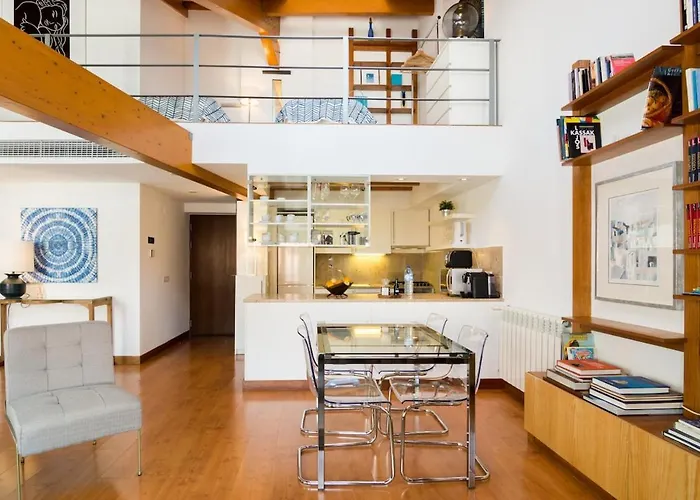Architect-designed Loft In A Historic Hilltop Neighborhood Lejlighed